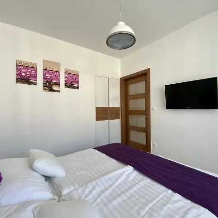 Sárvár Apartman Rubin מראה חיצוני תמונה